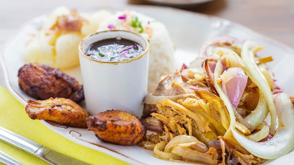 LOS ANGELES LATINX-OWNED RESTAURANTS YOU CAN SUPPORT RIGHT NOW